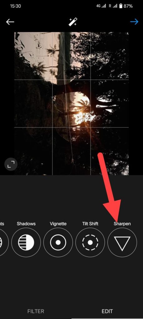 Avoid compressing photos by Instagram- Sharpen option in the bottom bar